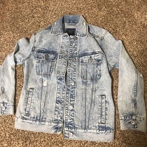Abercrombie & Fitch Oversized Denim Jacket Size S